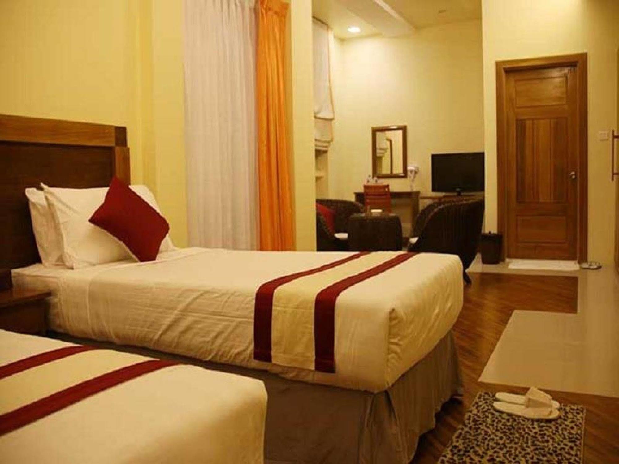 Golden Guest Hotel Dawei Extérieur photo